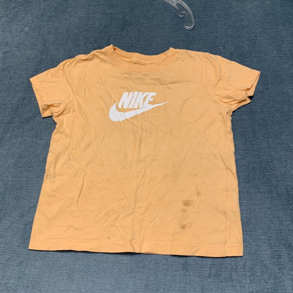 The Nike T Shirt Womens Small Peach Swoosh Logo Crew Neck Short Sleeve Pullover